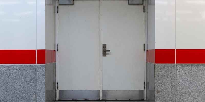 hollow metal doors benefits for commercial buildings